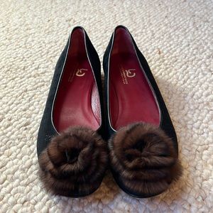 Grigiarancio Black suede flats with real fur flowers size 8.5